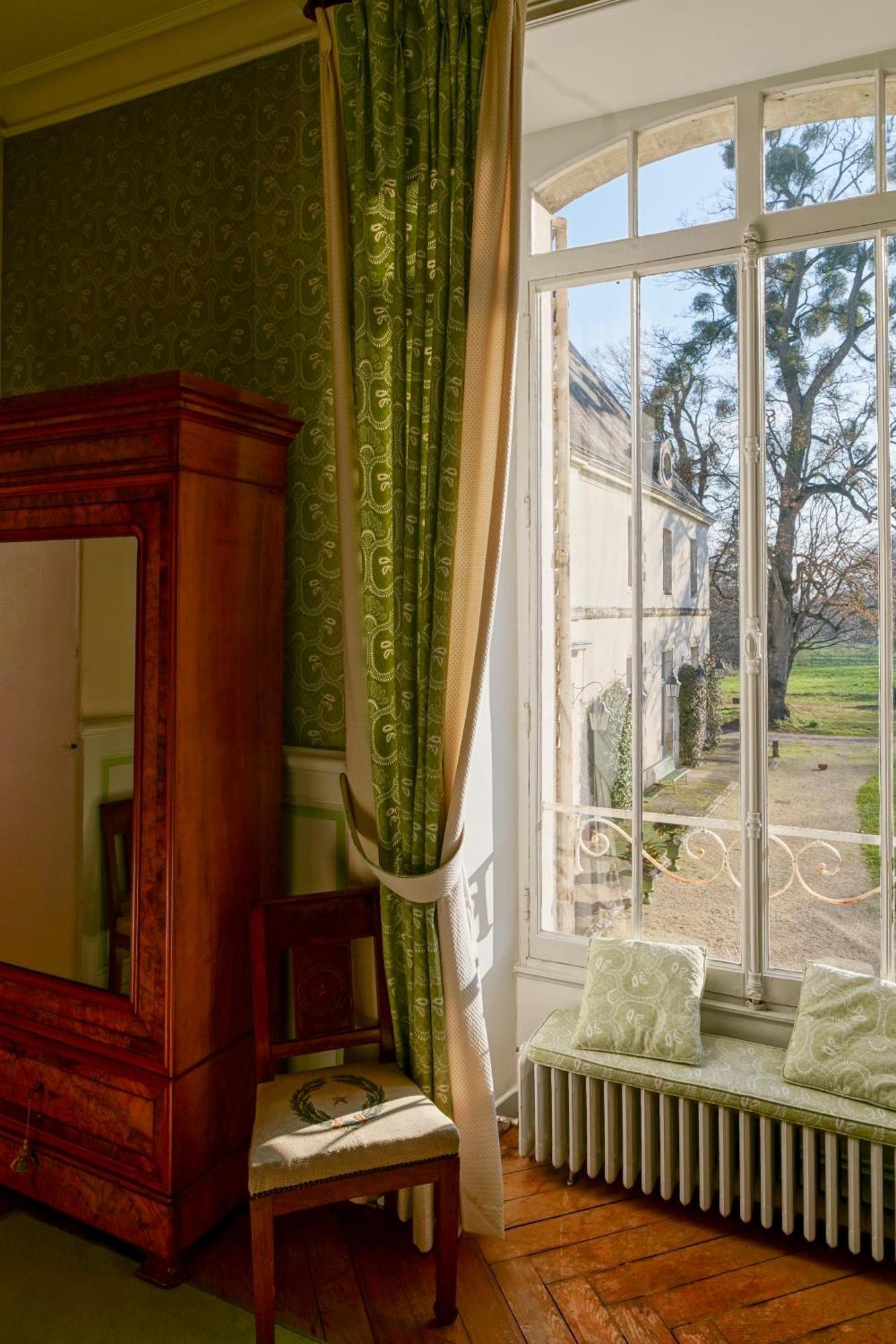 Chateau De Thouare Экстерьер фото